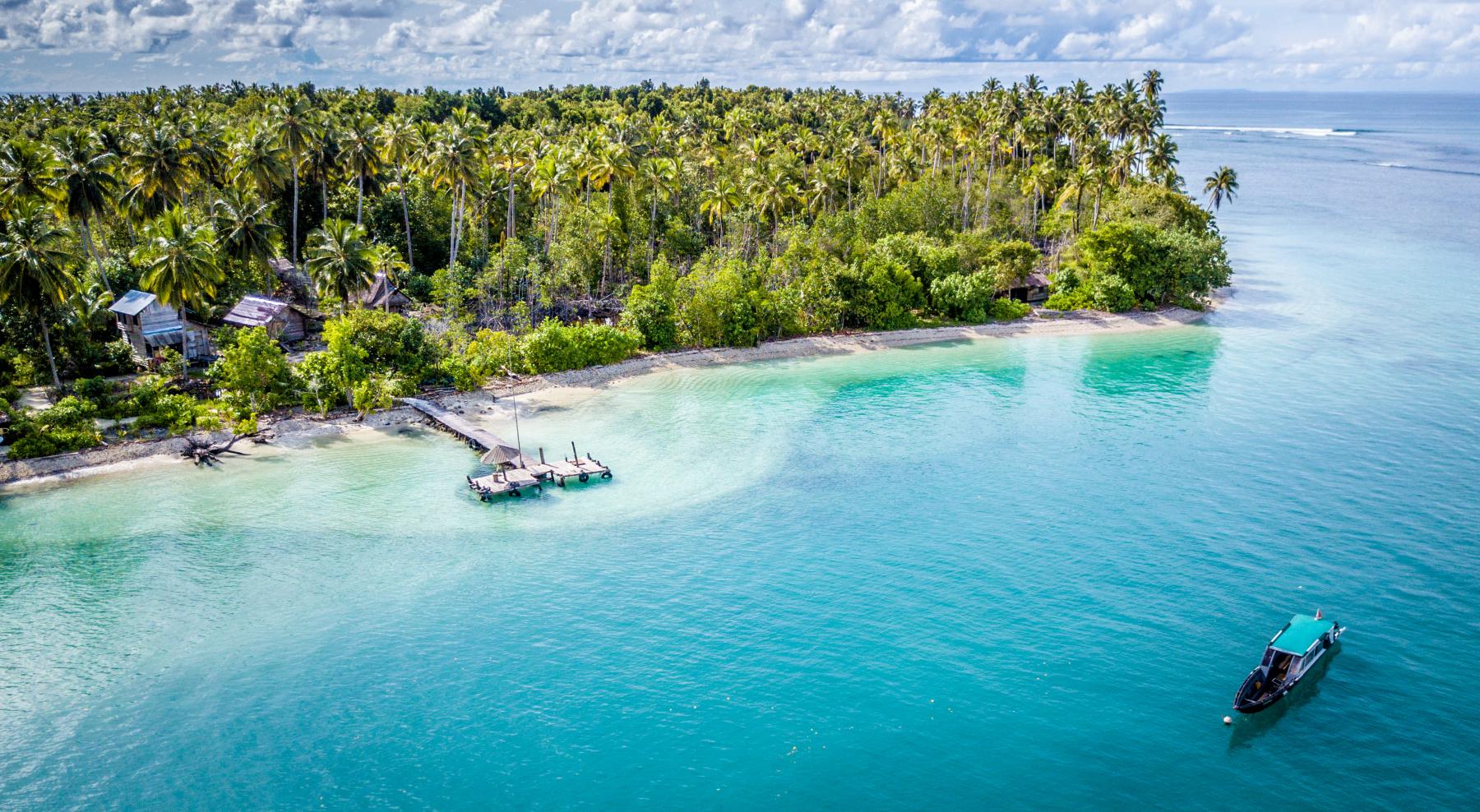 Unknown island. Ментавайские острова Индонезия. Остров Авера Ментавай Индонезии. Фотография острова Ментавай. Siberut Island.