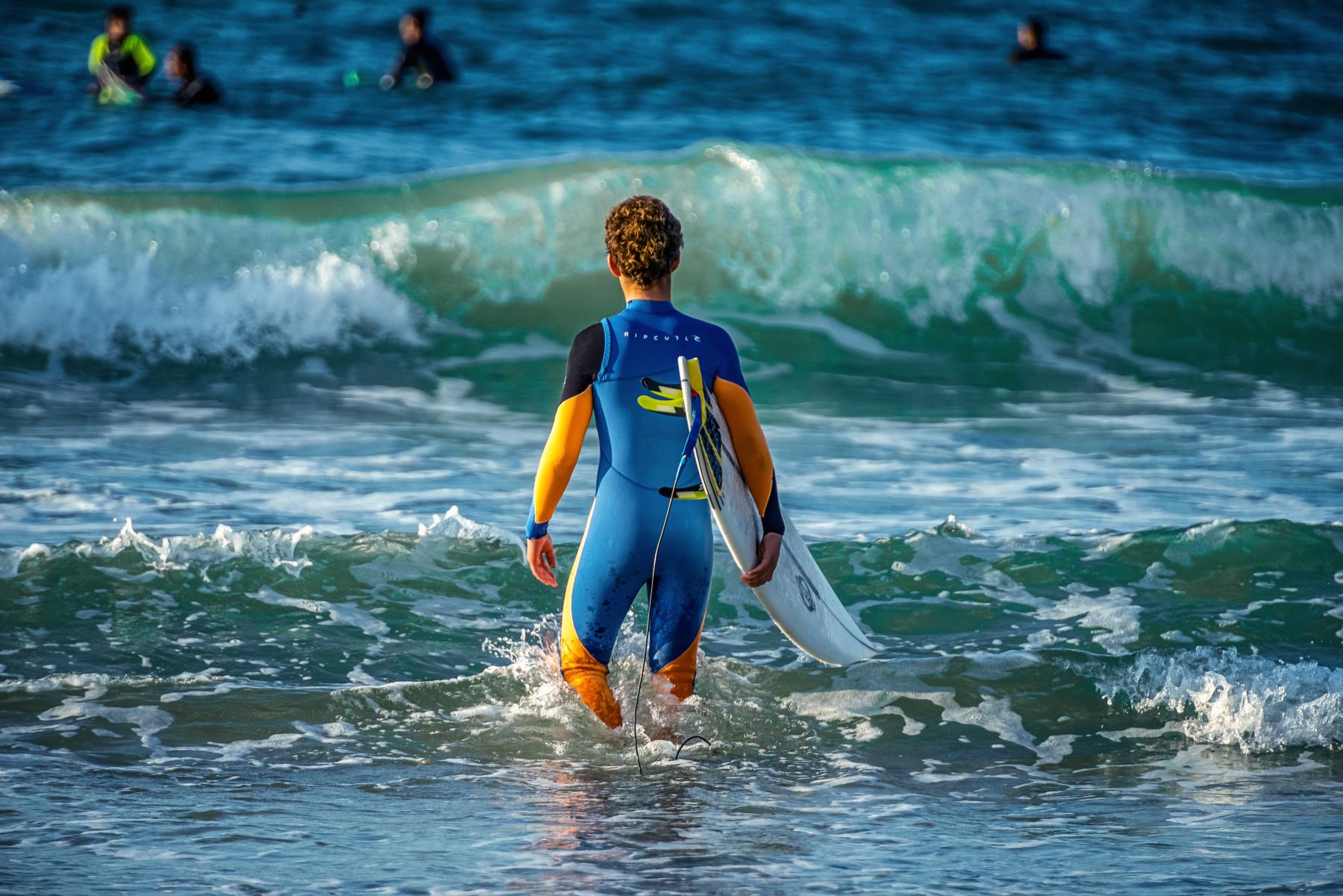 how-to-choose-the-right-wetsuit-windy-app