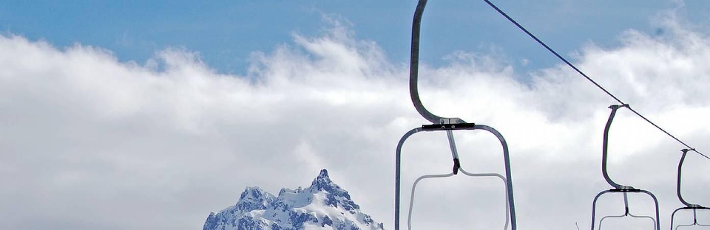Italy said to build largest ski network 