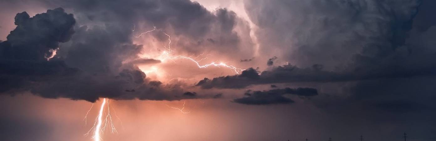Are thunderstorms dangerous for flying