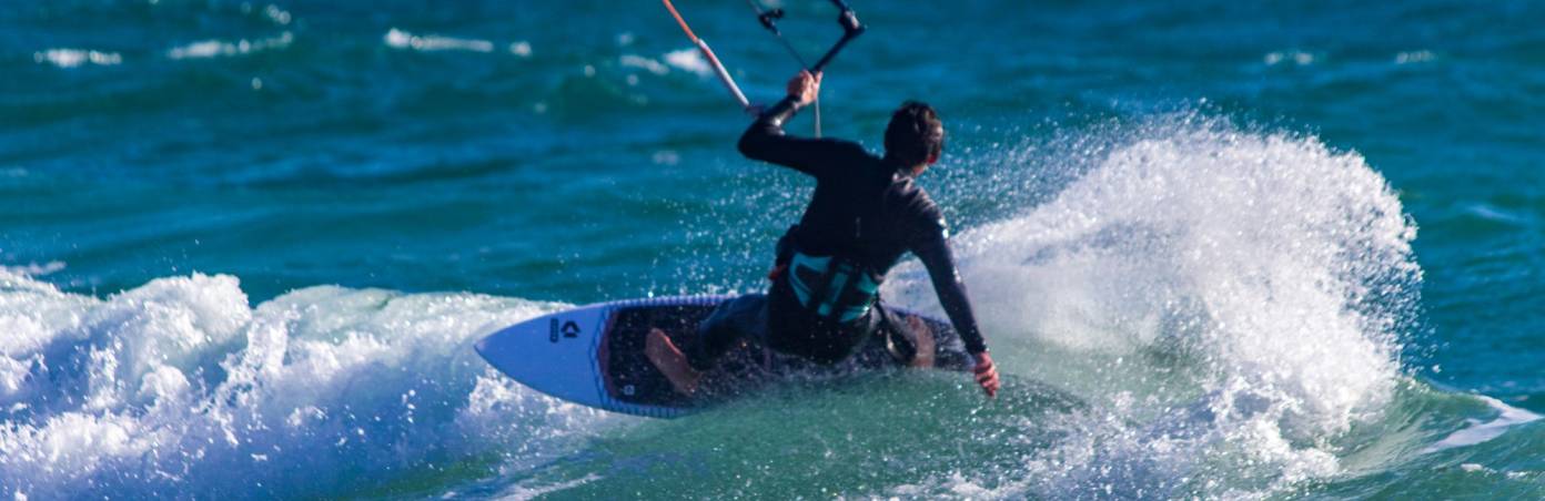 Where to kitesurf in March